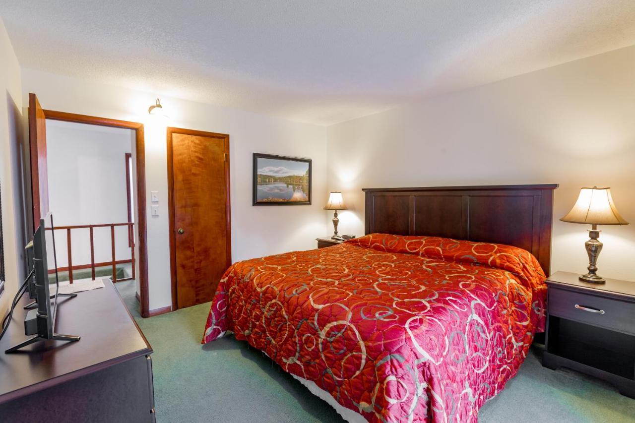 Hotel Crown At Wolf Run 3*